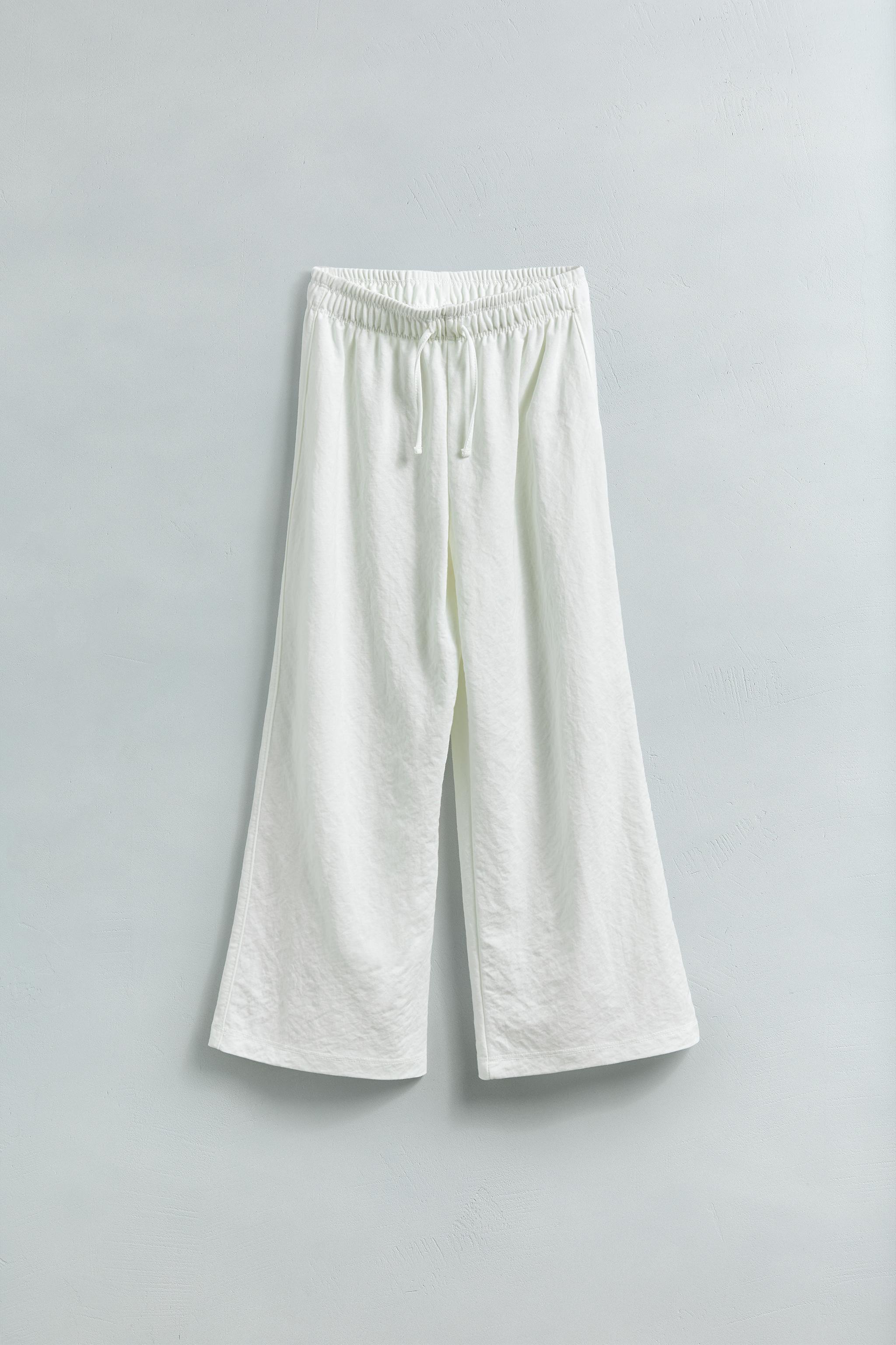 FLOWY WIDE LEG PANTS